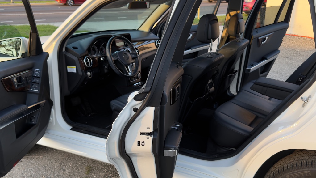 2014 Mercedes-Benz GLK-Class GLK350 - Photo 12