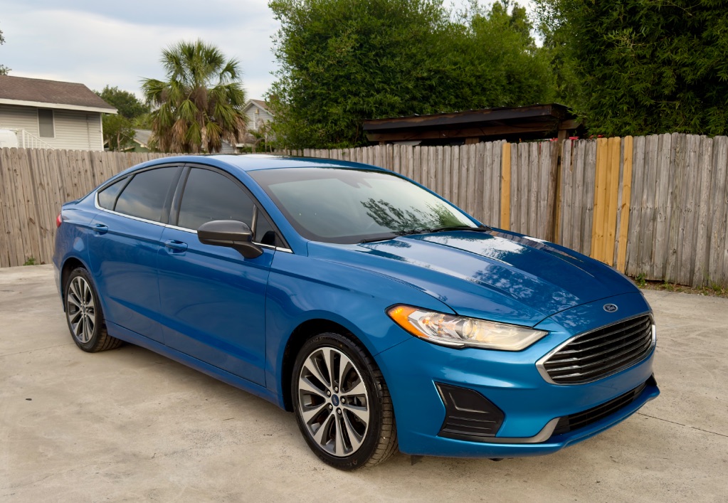 2020 Ford Fusion SE - Photo 23