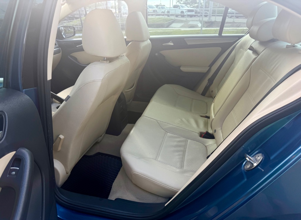 2015 Volkswagen Jetta SE - Photo 11